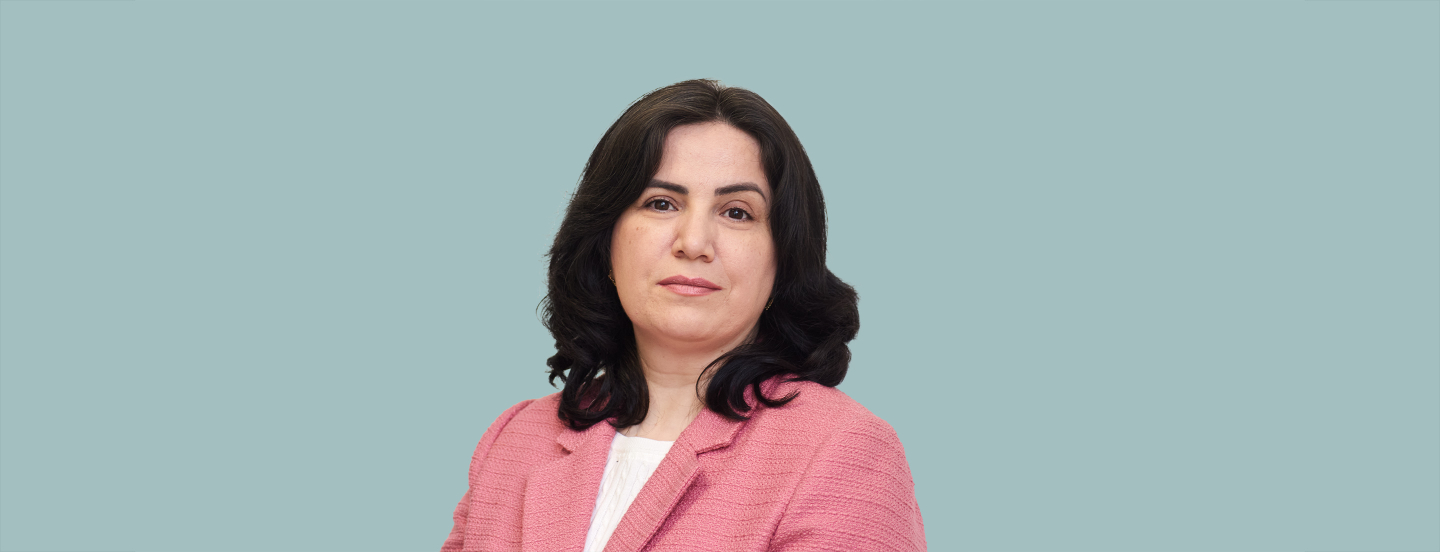 Fatemeh Azizi wide profile photo